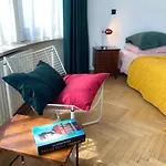 Family Floor - La Couronne - Authentiek Met Veel Lichtinval Oostende