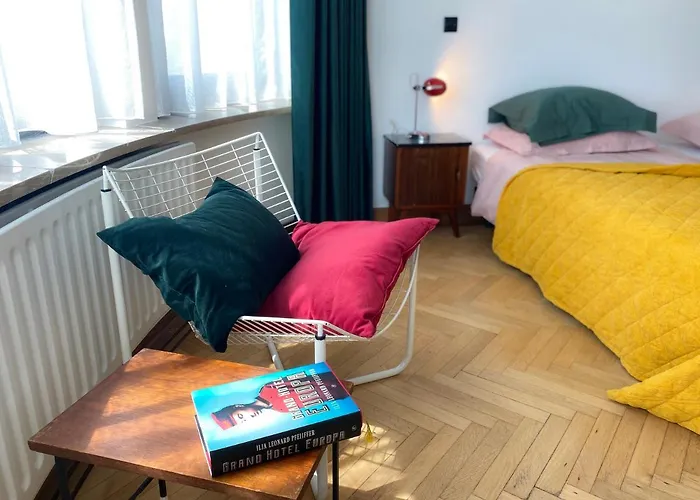 Family Floor - La Couronne - Authentiek Met Veel Lichtinval Ostend