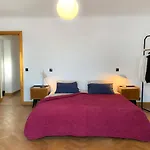 Family Floor - La Couronne - Authentiek Met Veel Lichtinval Apartamento *