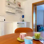Family Floor - La Couronne - Authentiek Met Veel Lichtinval *